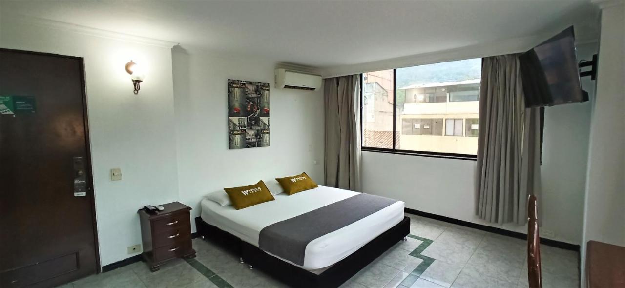 Hotel Windsor Plaza - Downtown كالي المظهر الخارجي الصورة