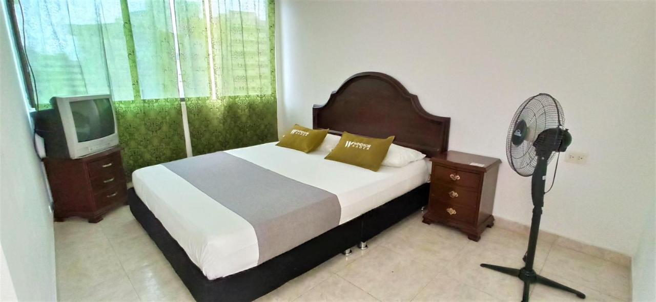Hotel Windsor Plaza - Downtown كالي المظهر الخارجي الصورة