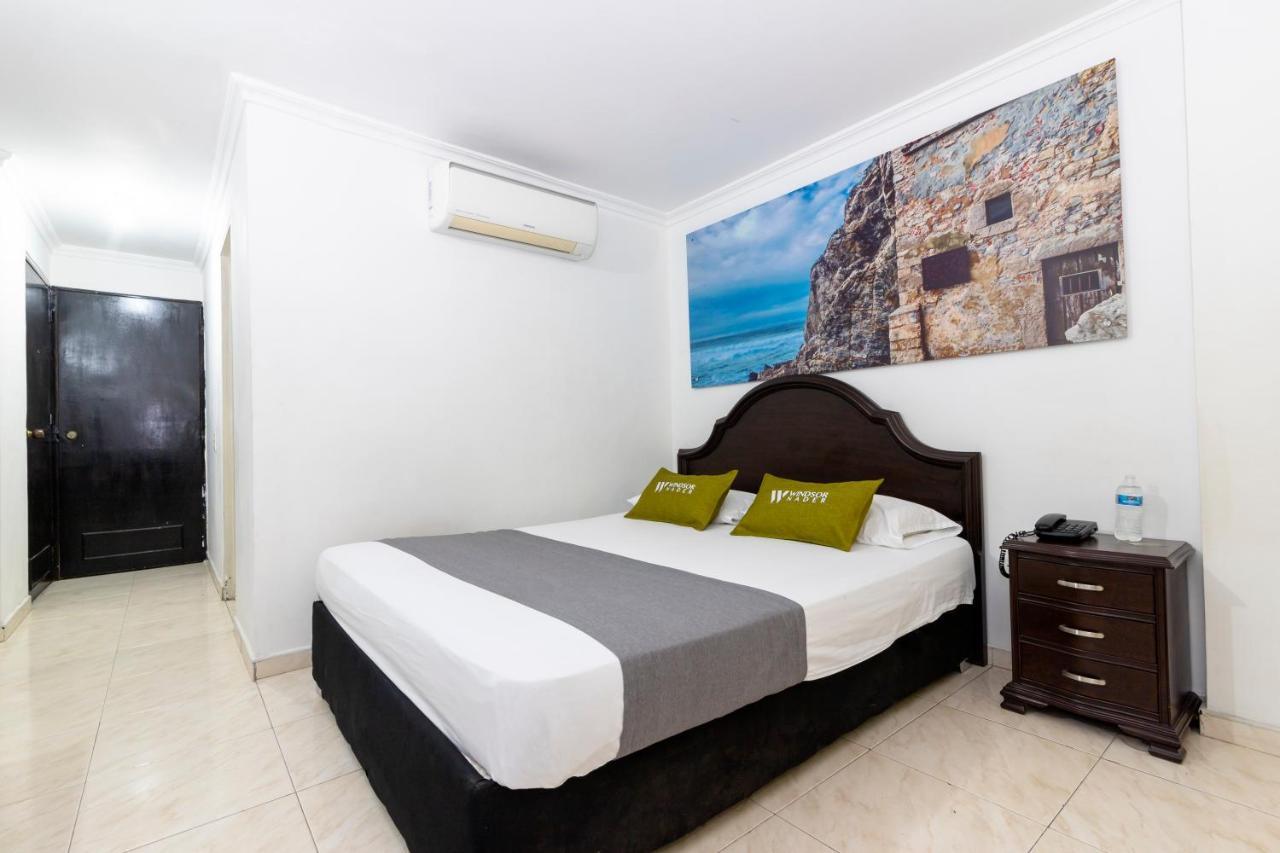 Hotel Windsor Plaza - Downtown كالي المظهر الخارجي الصورة