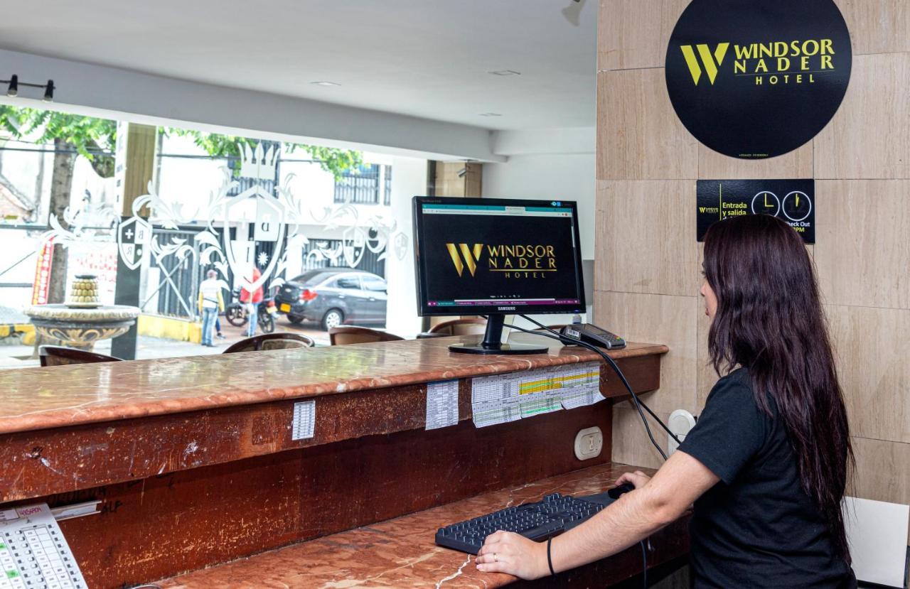 Hotel Windsor Plaza - Downtown كالي المظهر الخارجي الصورة