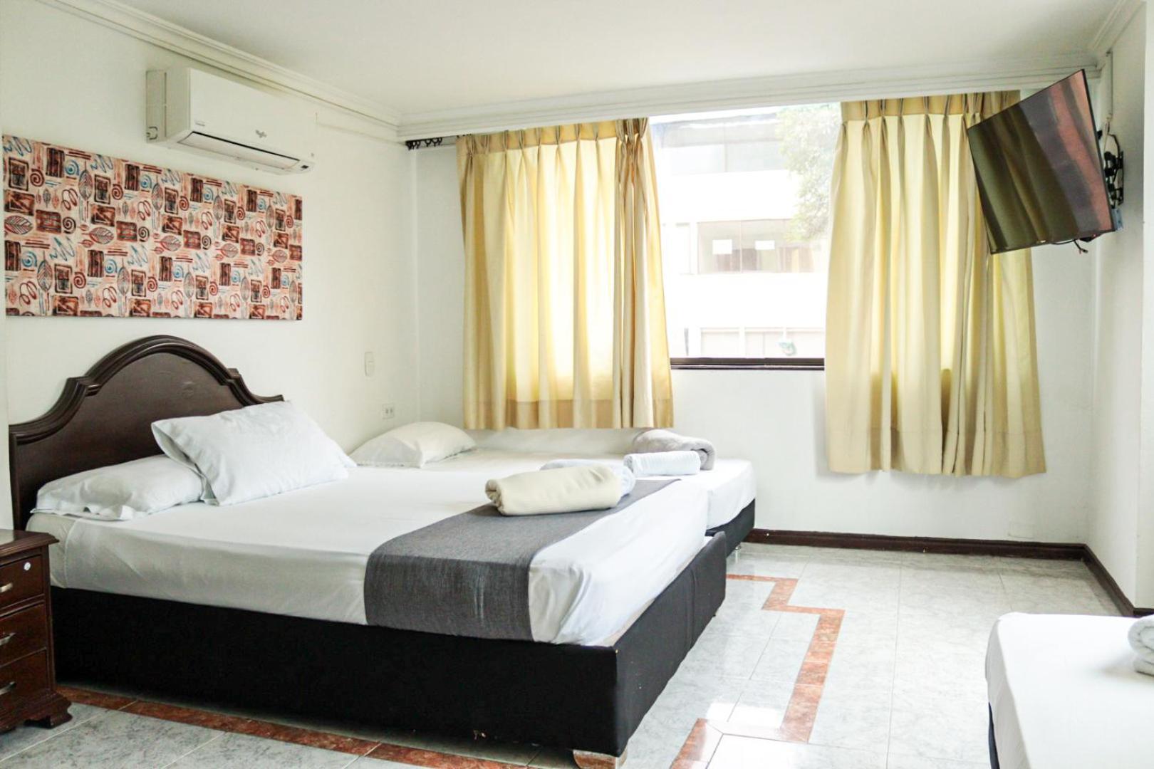 Hotel Windsor Plaza - Downtown كالي المظهر الخارجي الصورة
