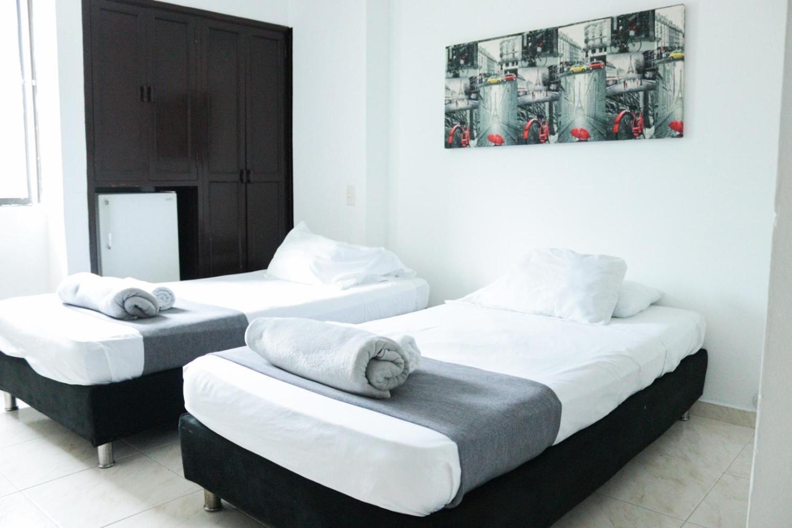 Hotel Windsor Plaza - Downtown كالي المظهر الخارجي الصورة