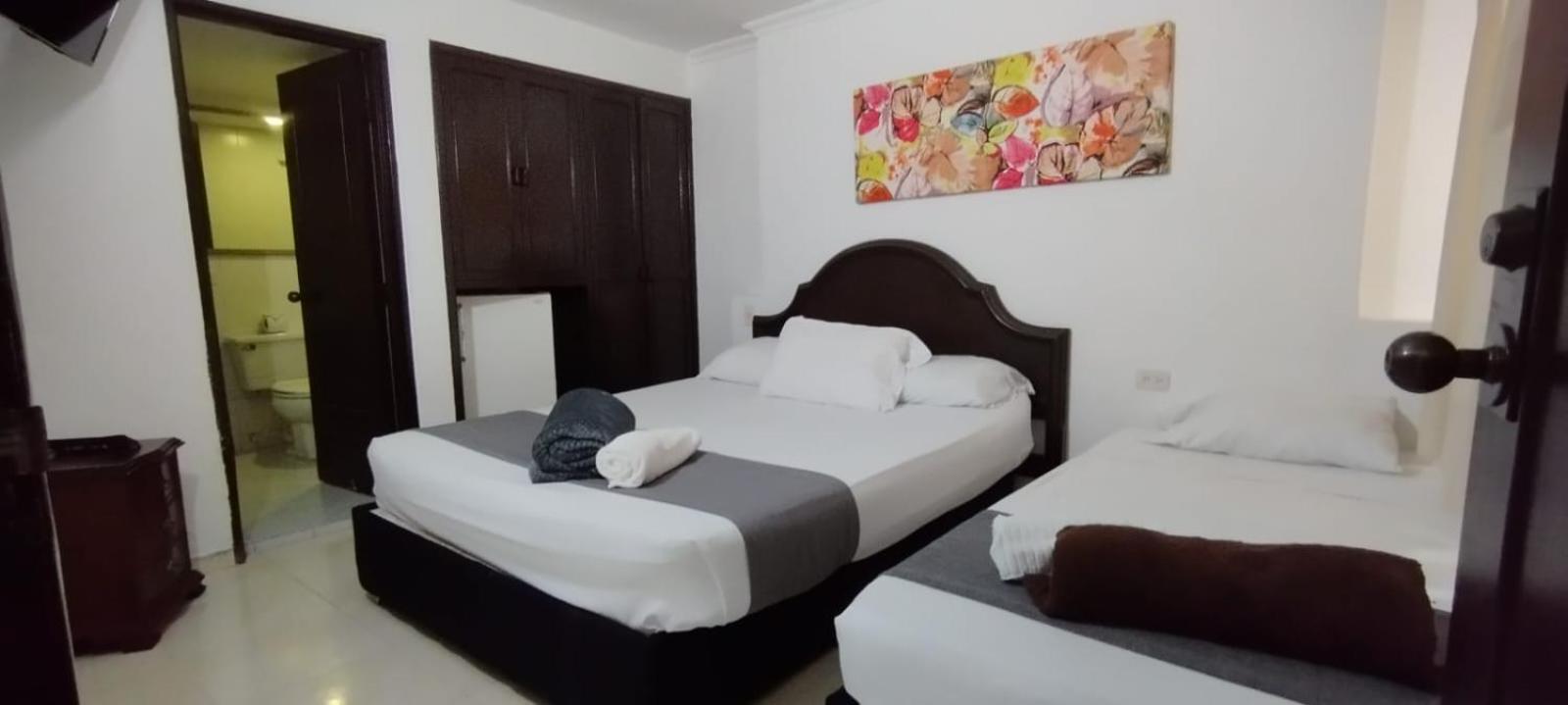 Hotel Windsor Plaza - Downtown كالي المظهر الخارجي الصورة