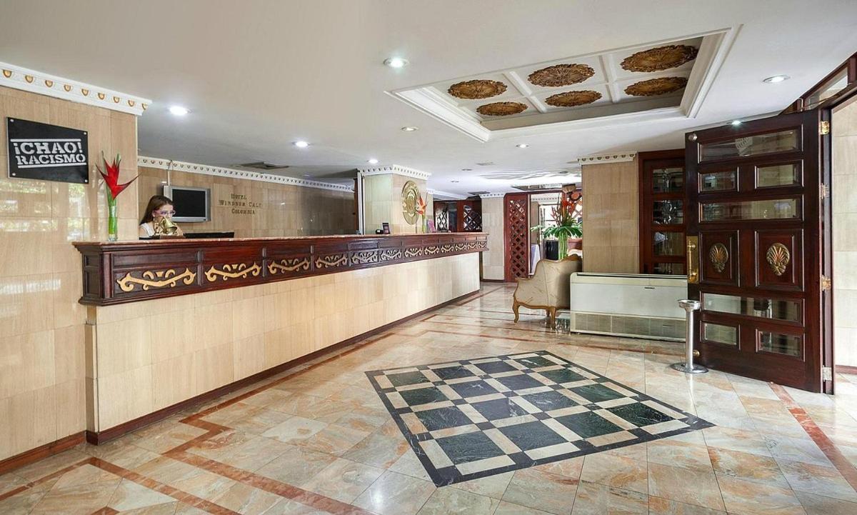 Hotel Windsor Plaza - Downtown كالي المظهر الخارجي الصورة