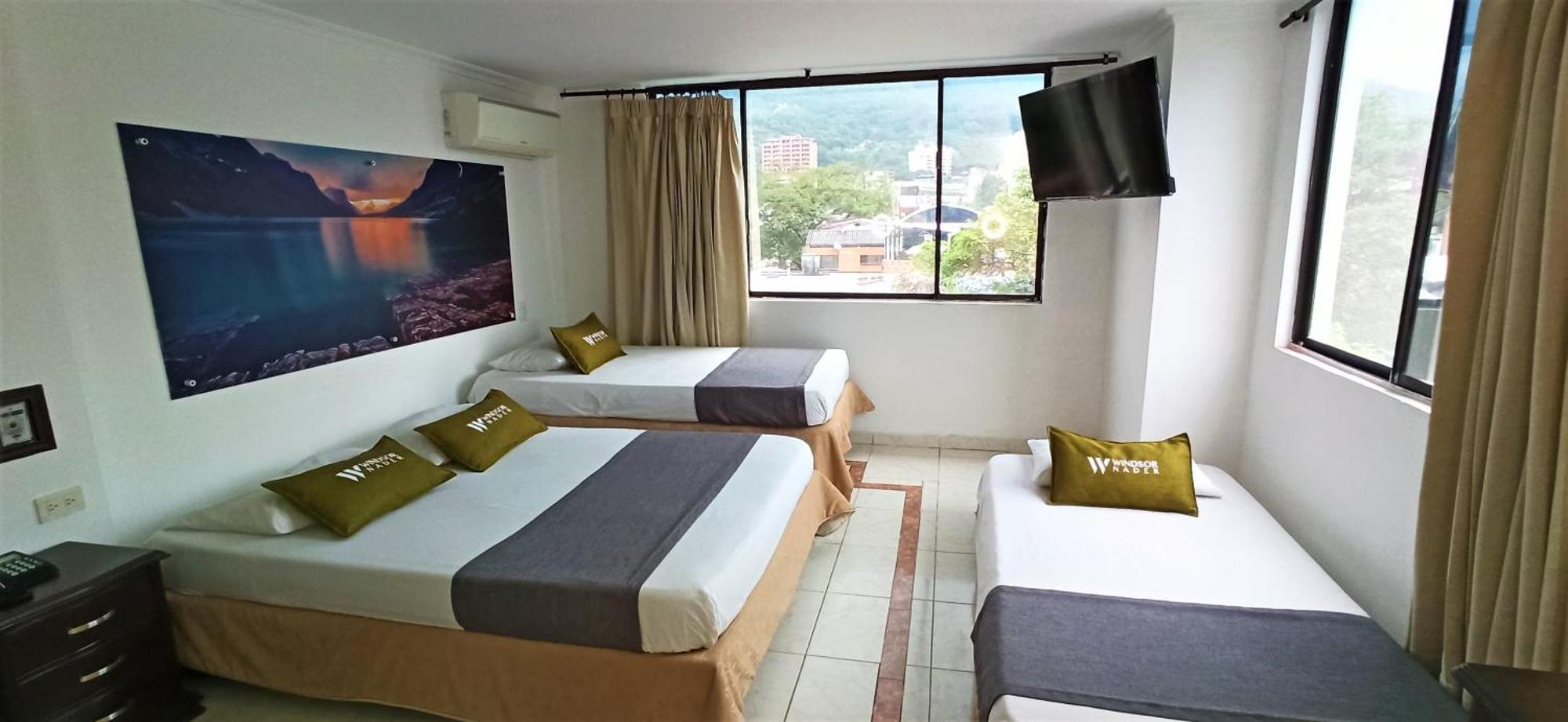 Hotel Windsor Plaza - Downtown كالي المظهر الخارجي الصورة
